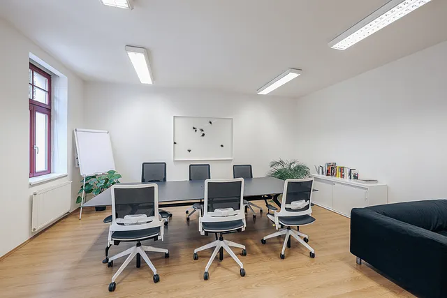 Meeting room with honeycomb furniture