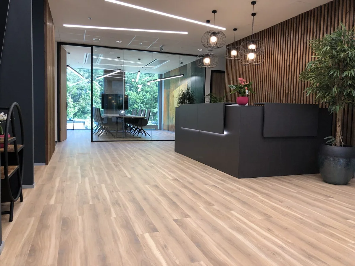 Scott.Weber Praga Studios - Karlin workspace